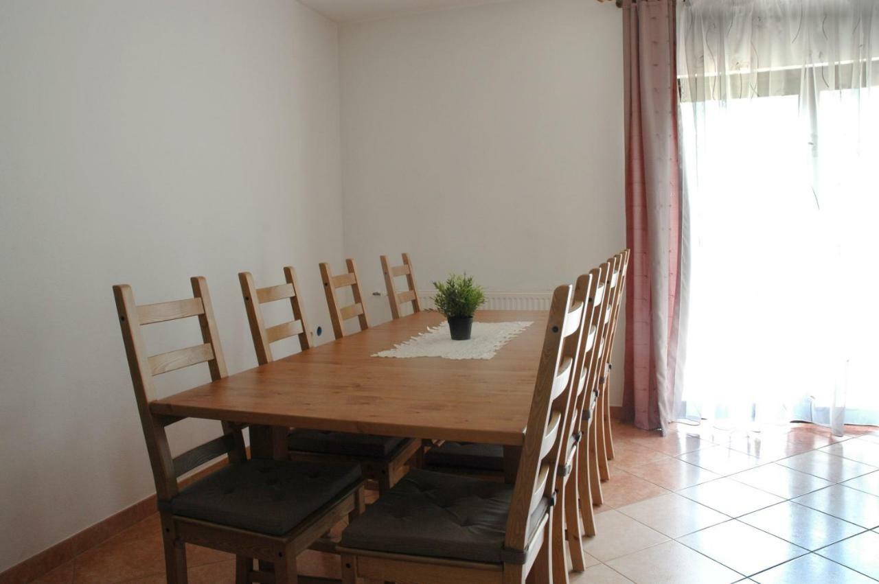 M & J Villa Красно Поле Екстериор снимка