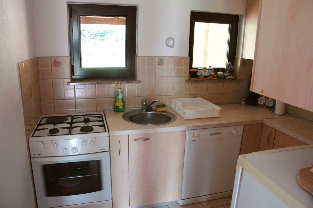 M & J Villa Красно Поле Екстериор снимка